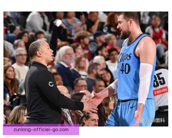 科林斯：快船全队热爱篮球并深知拼搏精神与凝聚力的重要性